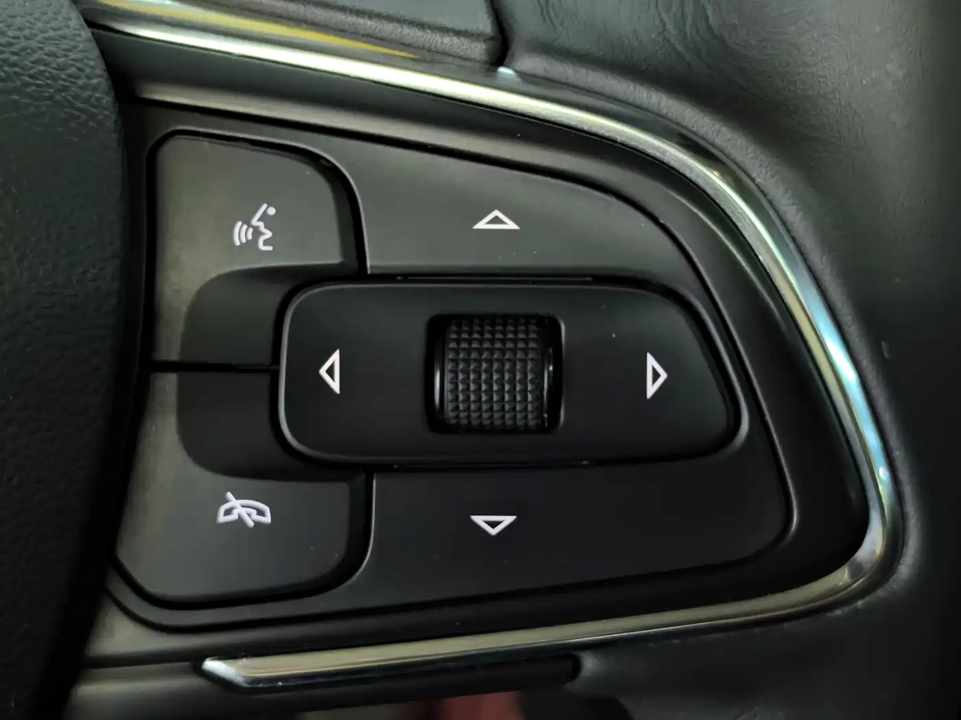 Buick Envision Plus 2023 Enclave Plus 652T 5-Seater Luxury фото 24