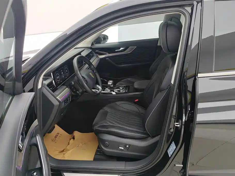 Hongqi HS5 2022 Facelift 2.0T Smart Flag Enjoyment Edition фото 9