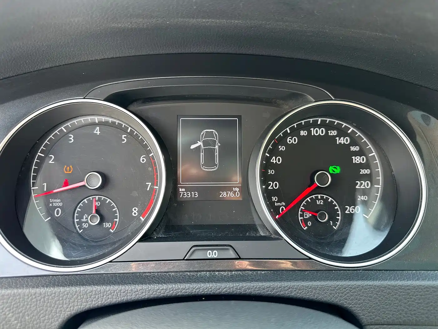 Volkswagen Golf 2017 230TSI Auto Luxury Millionth Anniversary Edition фото 8