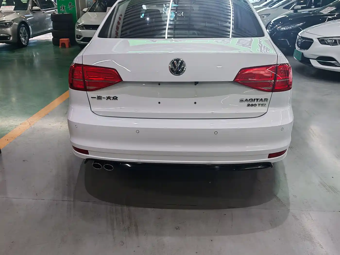 Volkswagen Sagitar 2018 280TSI DSG Spark Edition фото 6
