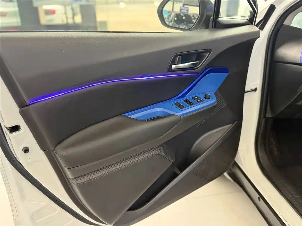Toyota C-HR 2021 2.0L Comfort Edition фото 28