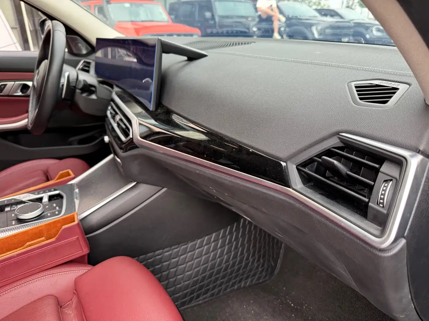 BMW 3 Series 2023 325Li M Sport Black Night Package фото 14