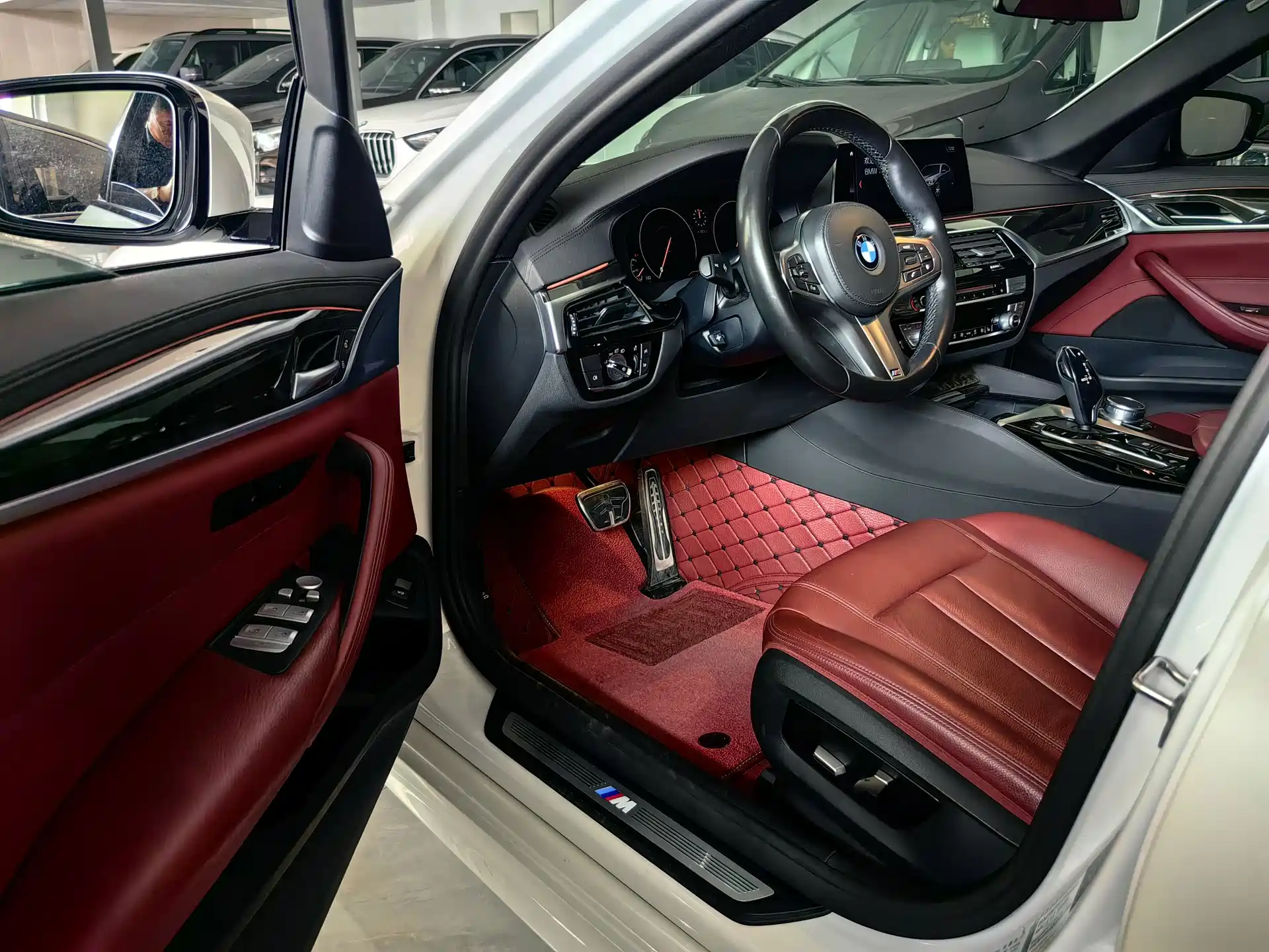 Photo 11 - BMW 5 Series