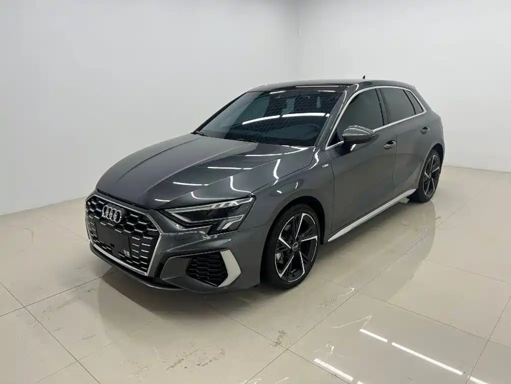 Audi A3 2023 Facelift Sportback 35 TFSI Fashion Sport