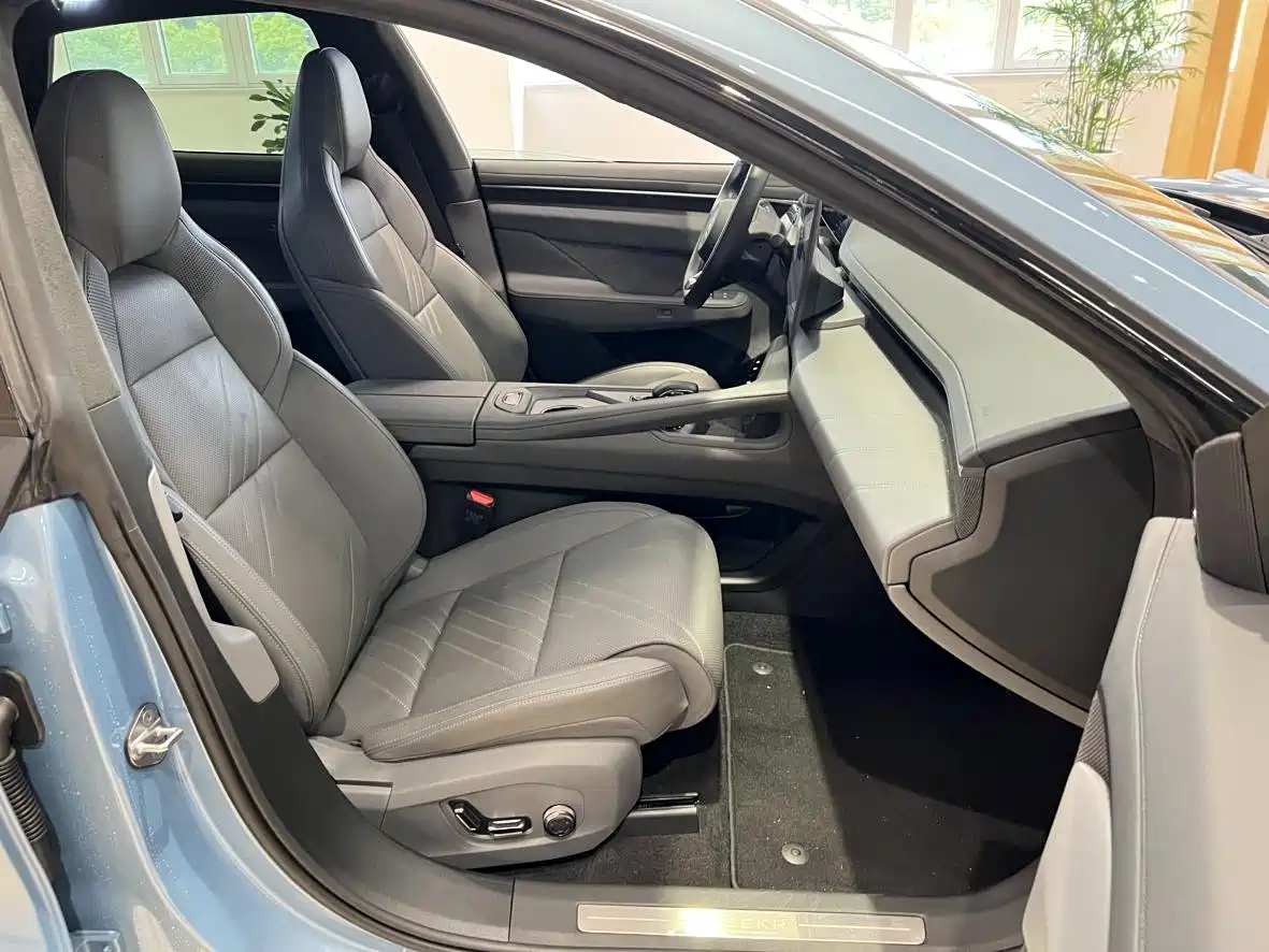 ZEEKR EXTREME KRYPTON 001