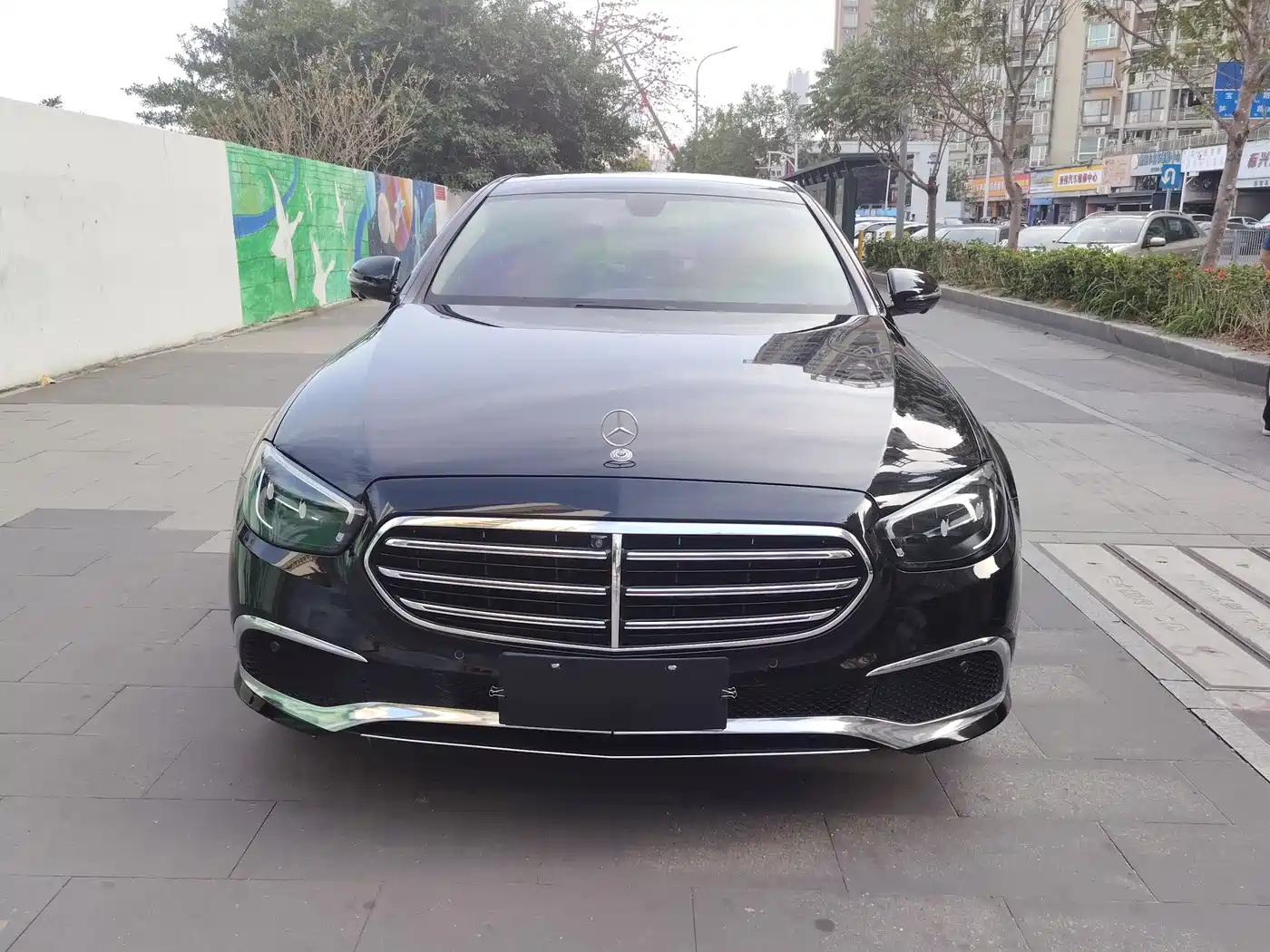 MERCEDES-BENZ E CLASS