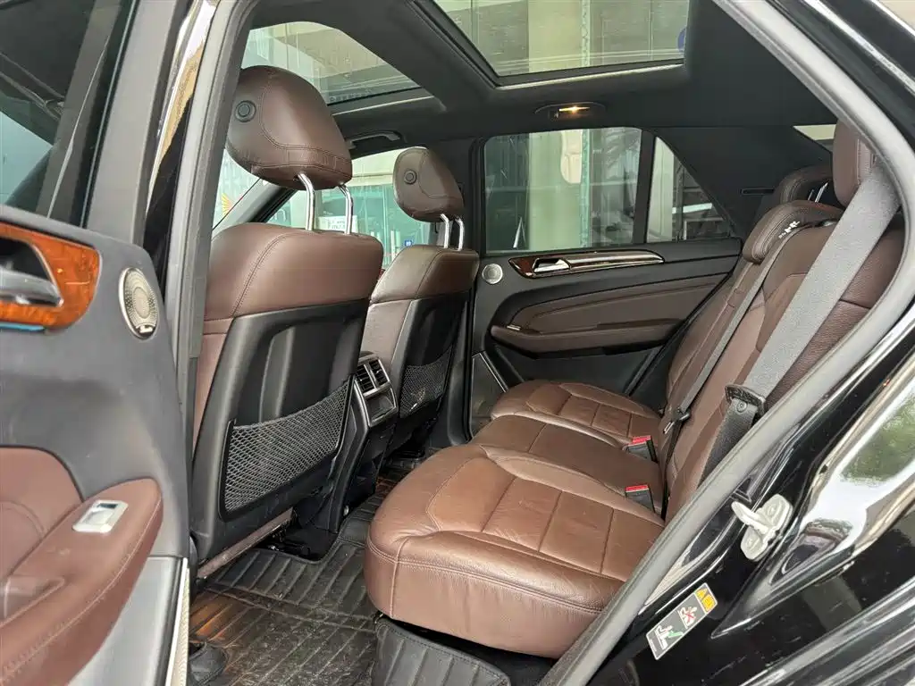 Mercedes-Benz M-Class 2015 ML 400 4MATIC Luxury фото 7
