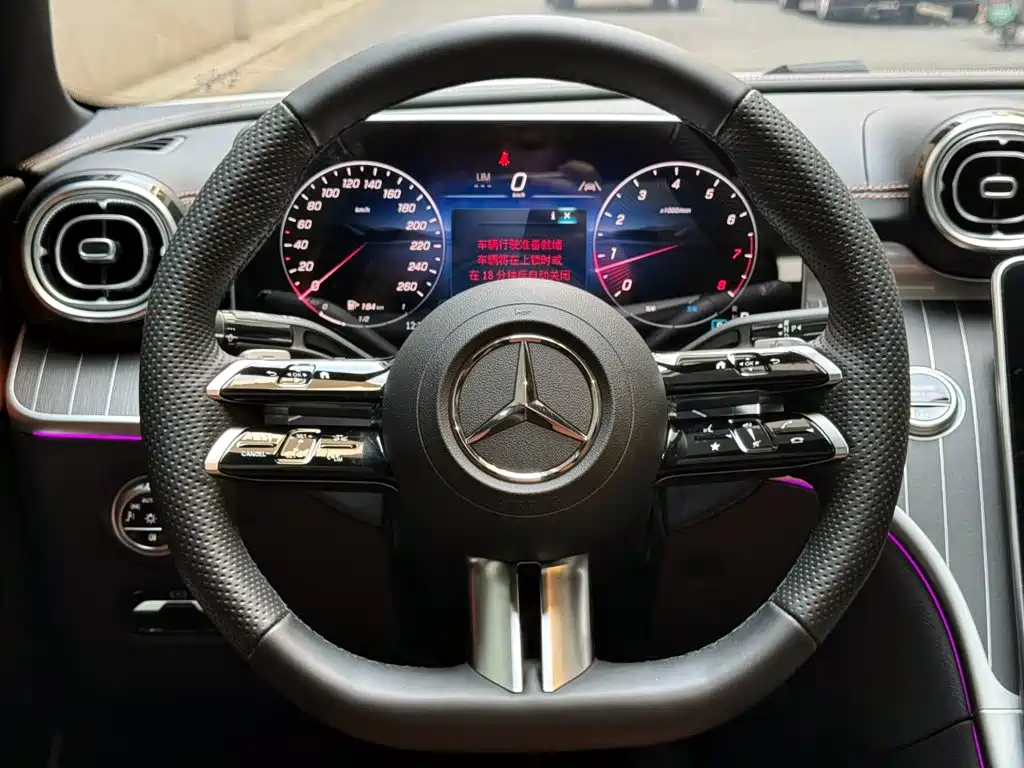 Фото 12 - Mercedes-Benz C-Class