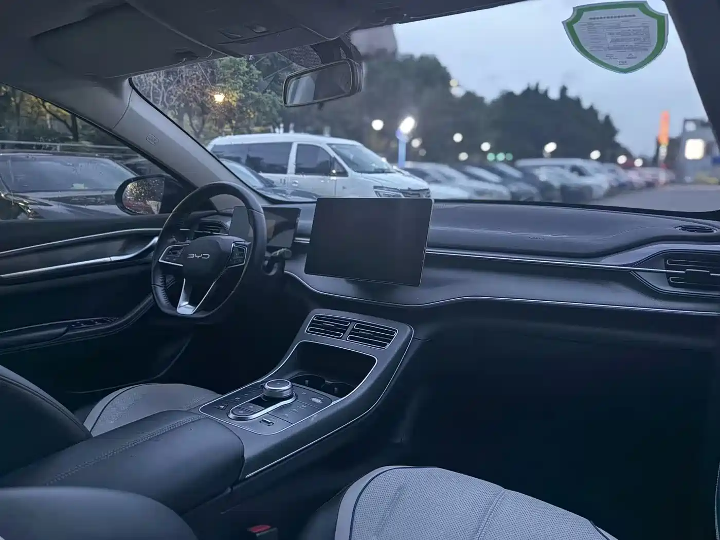 BYD Destroyer 05 2024 Glory Edition DM-i 55KM Luxury фото 13