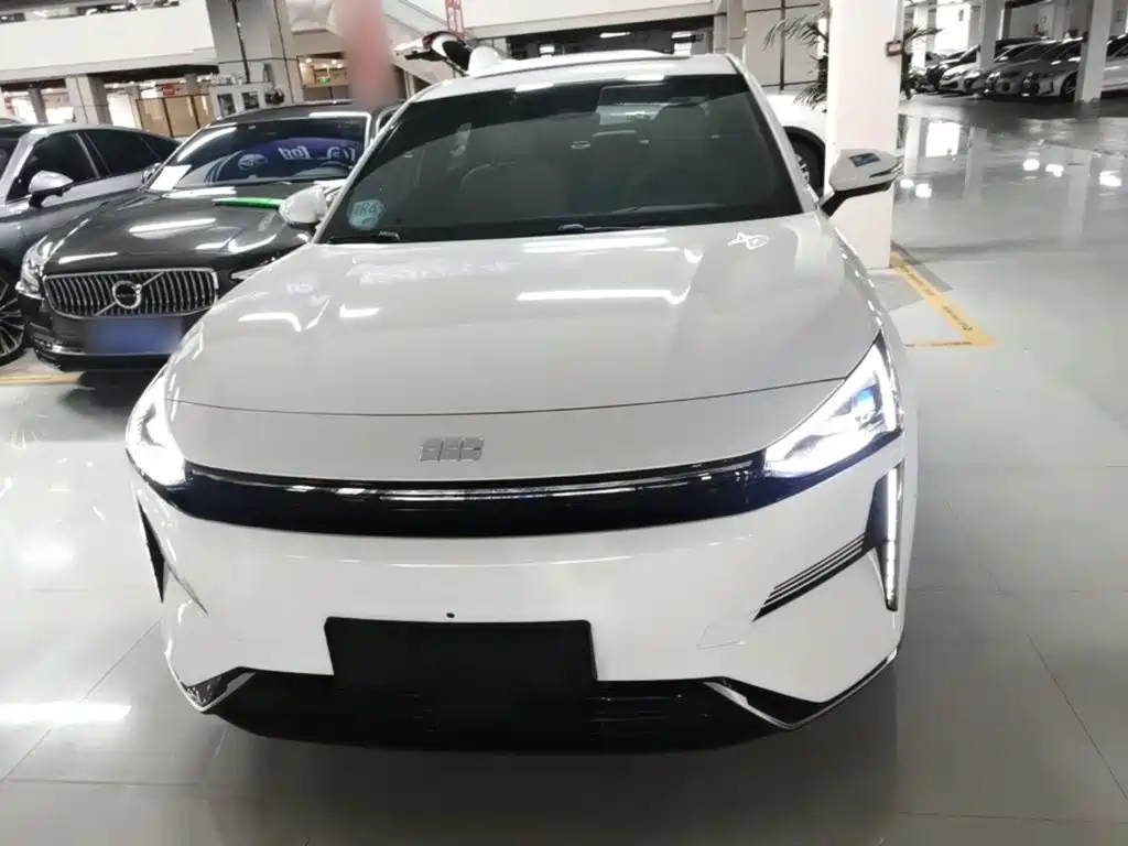 Geely Galaxy Galaxy L6 2025 2024 125km PLUS Soaring Dragon Edition