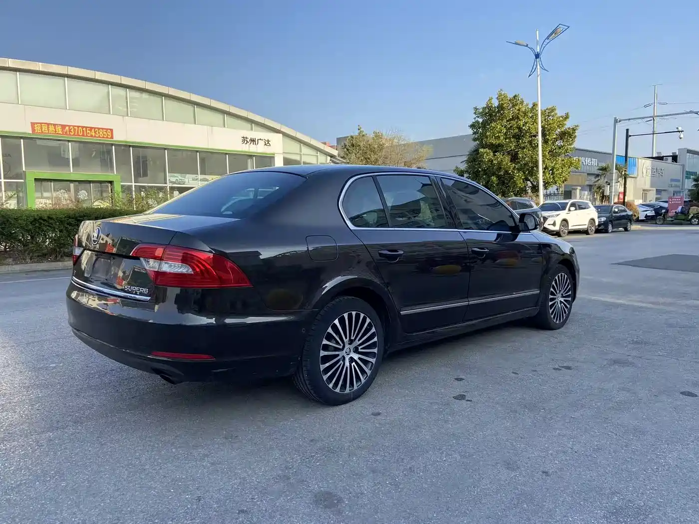 Škoda Superb 2013 2.0TSI DSG Executive Edition фото 4