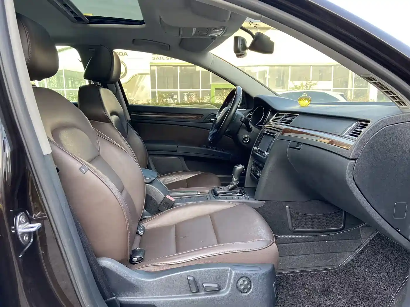 Škoda Superb 2013 2.0TSI DSG Executive Edition фото 12