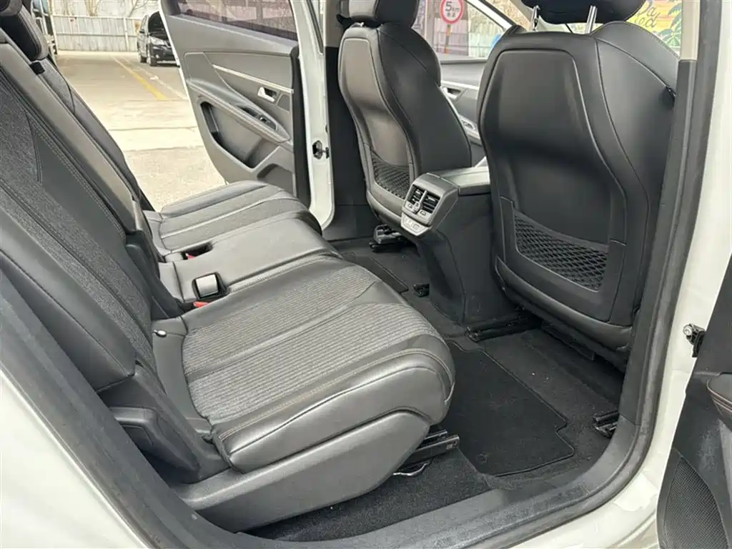 Peugeot 5008 2019 380THP 7-seat Elite Edition фото 15
