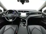 Фото 5 - Toyota Camry