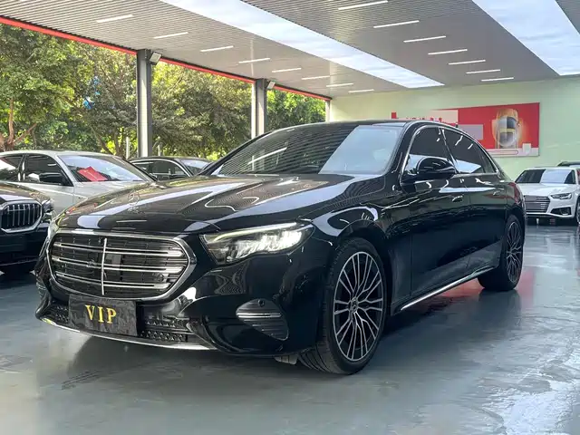 Mercedes-Benz E-Class 2025