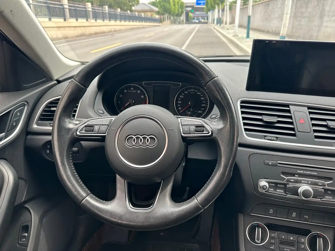 Audi Q3 2017 30 TFSI Fashion фото 14