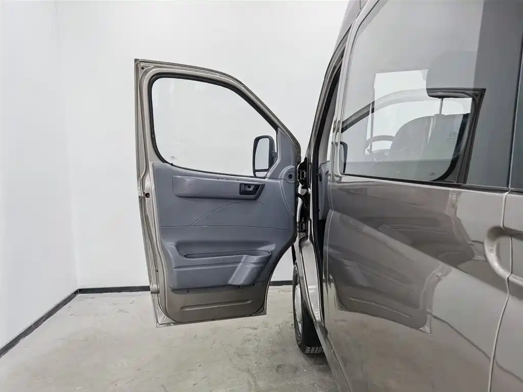 SAIC MAXUS XINTU V80