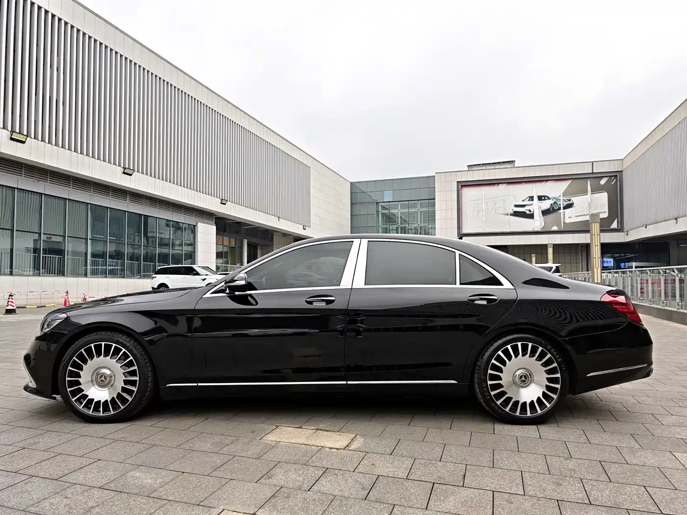 Mercedes-Benz S-Class 2014 S 320 L Business фото 3