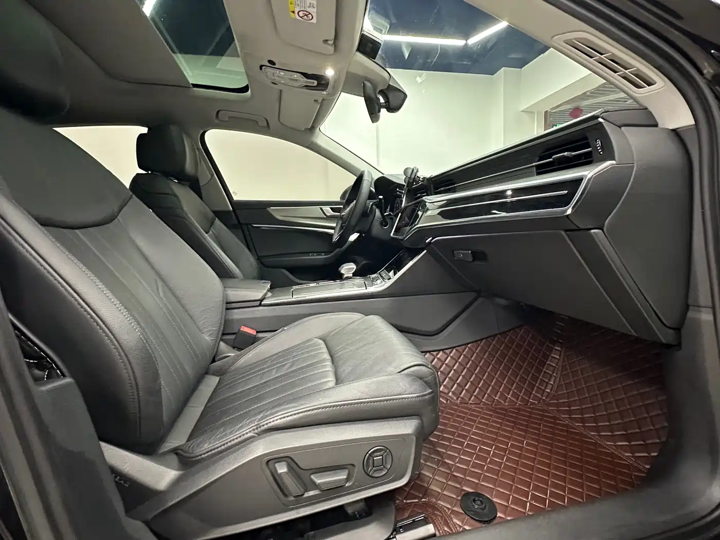 Audi A6L 2020 40 TFSI Luxury Dynamic фото 13