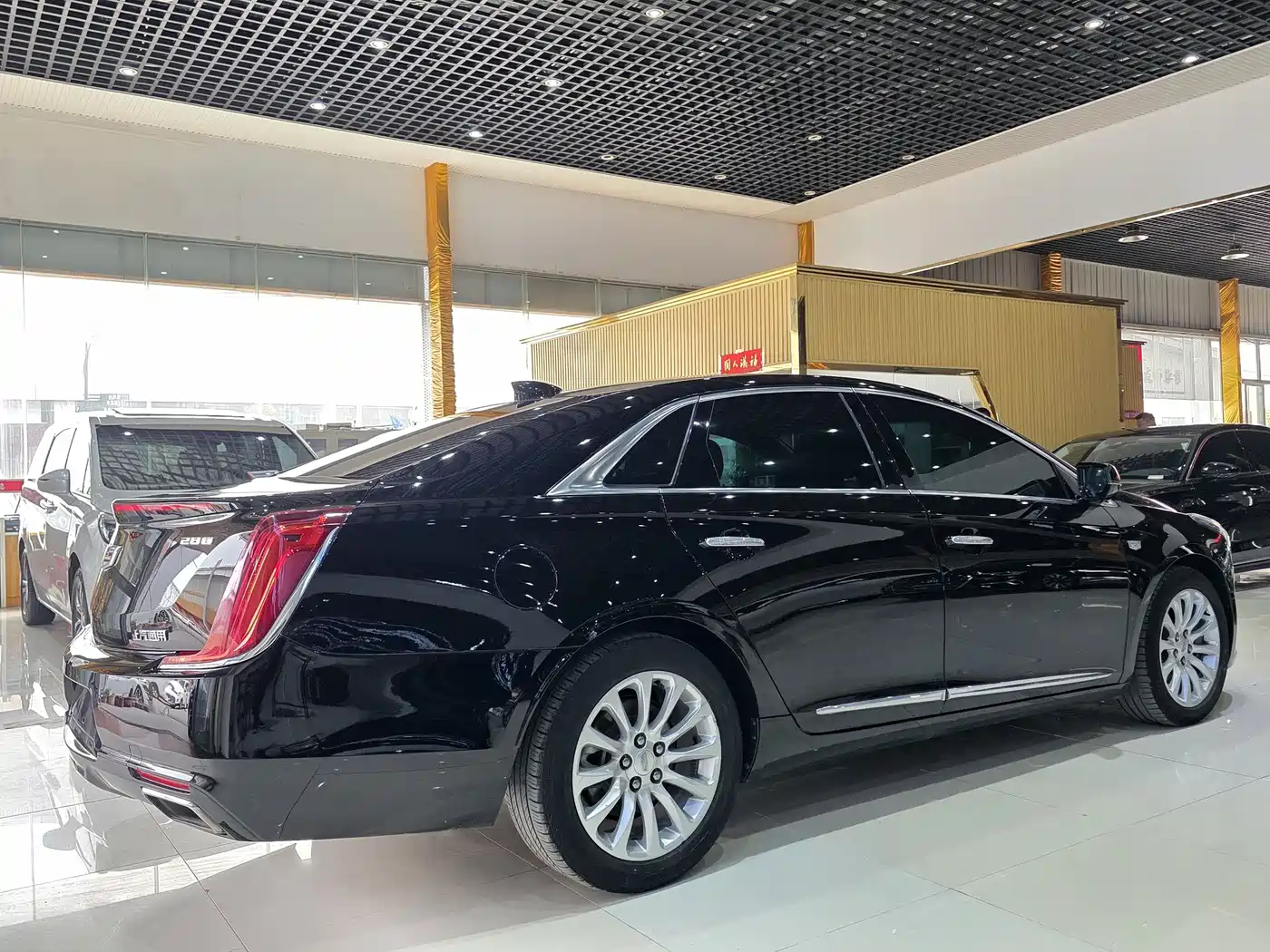 Cadillac XTS 2018 28T Technology фото 14