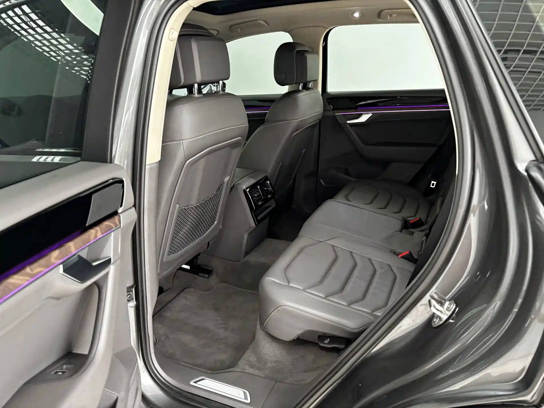 Фото 22 - Volkswagen Touareg