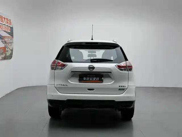Nissan X-Trail 2014 2.0L CVT Comfort Edition 2WD — фото 4