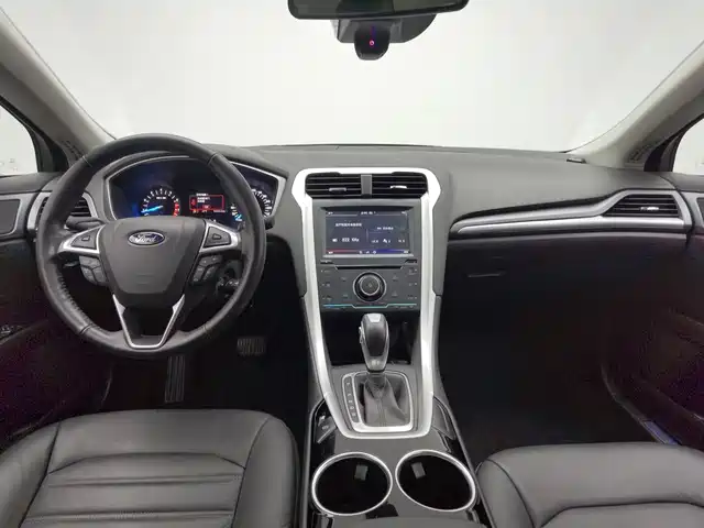 Ford Mondeo 2013 Model 1.5L GTDi180 Fashion — фото 5