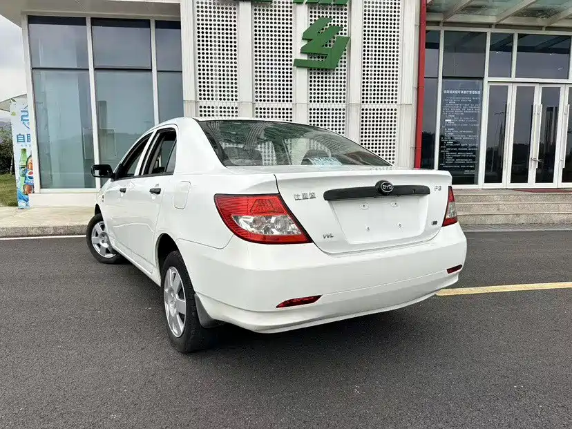 Photo 4 - BYD F3