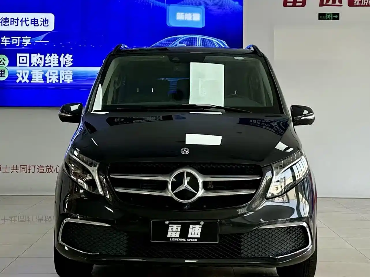 Mercedes-Benz V-Class 2022 V 260 Prestige Edition фото 2
