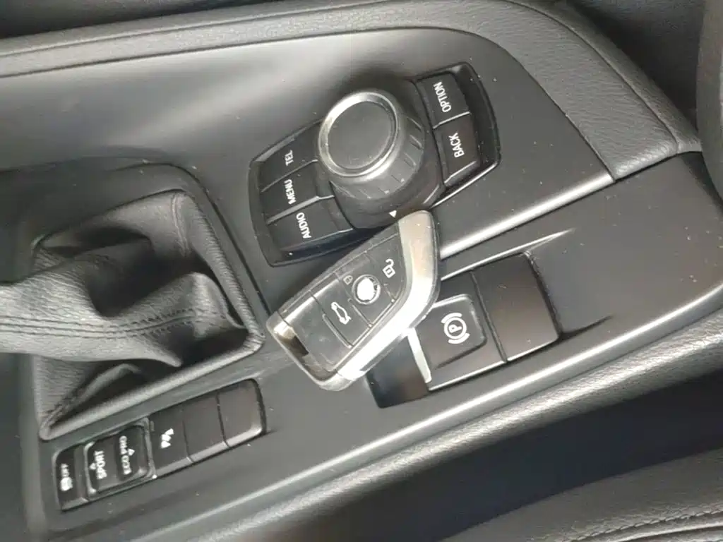 Фото 9 - BMW X1