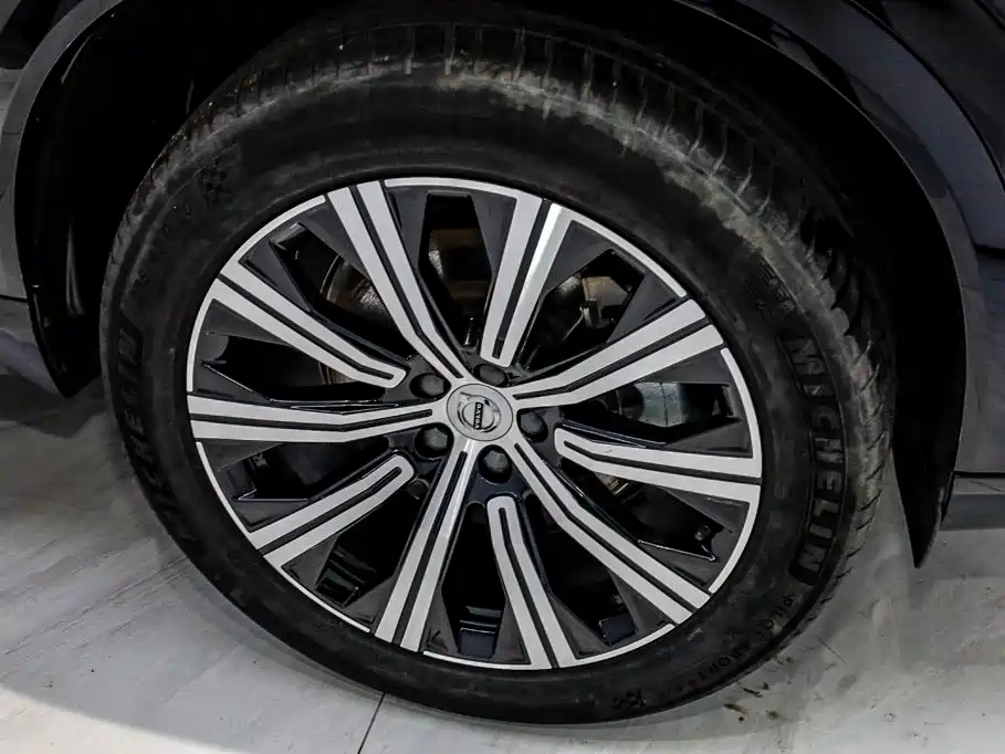 Volvo XC90 2024 2024 B5 Smart Luxury 5-Seater