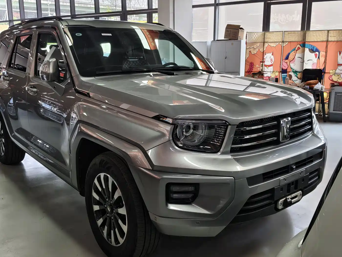 TANK TANK 700 NEW ENERGY