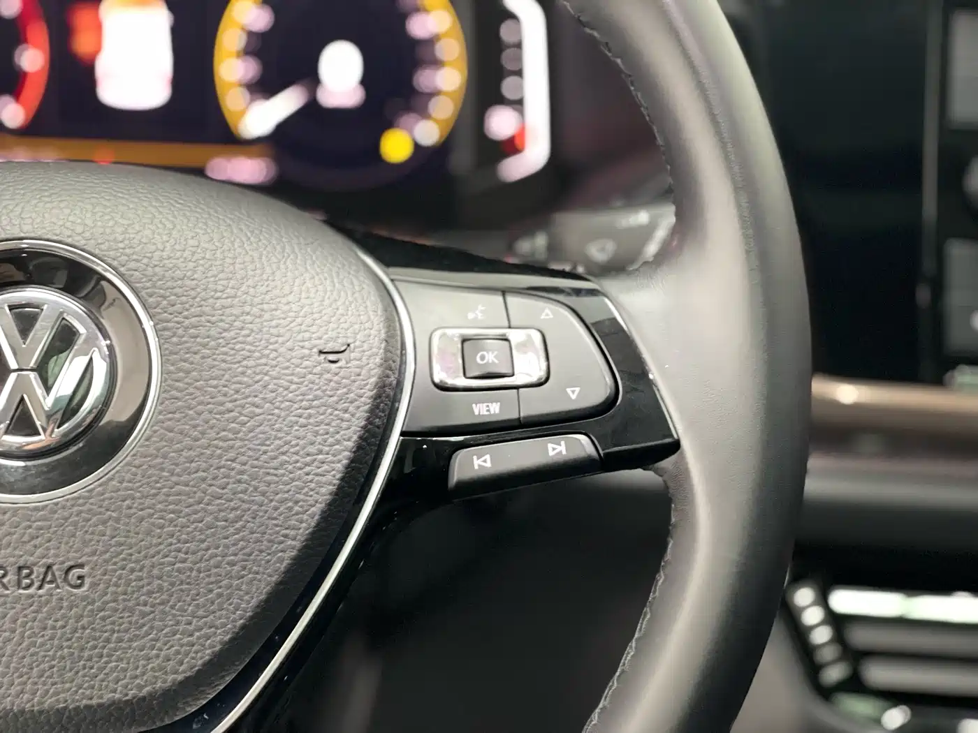 Volkswagen Tharu 2019 Model 330TSI 4WD Flagship Edition China VI фото 19