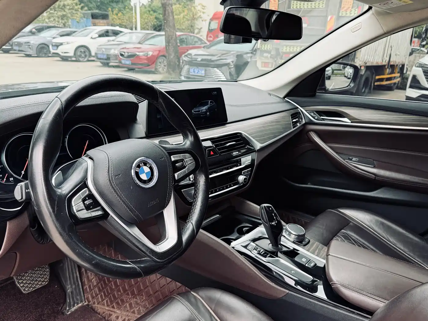 BMW 5 Series 2018 Facelift 530Li Leading Luxury Package фото 18