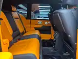 Фото 23 - Rolls-Royce Cullinan
