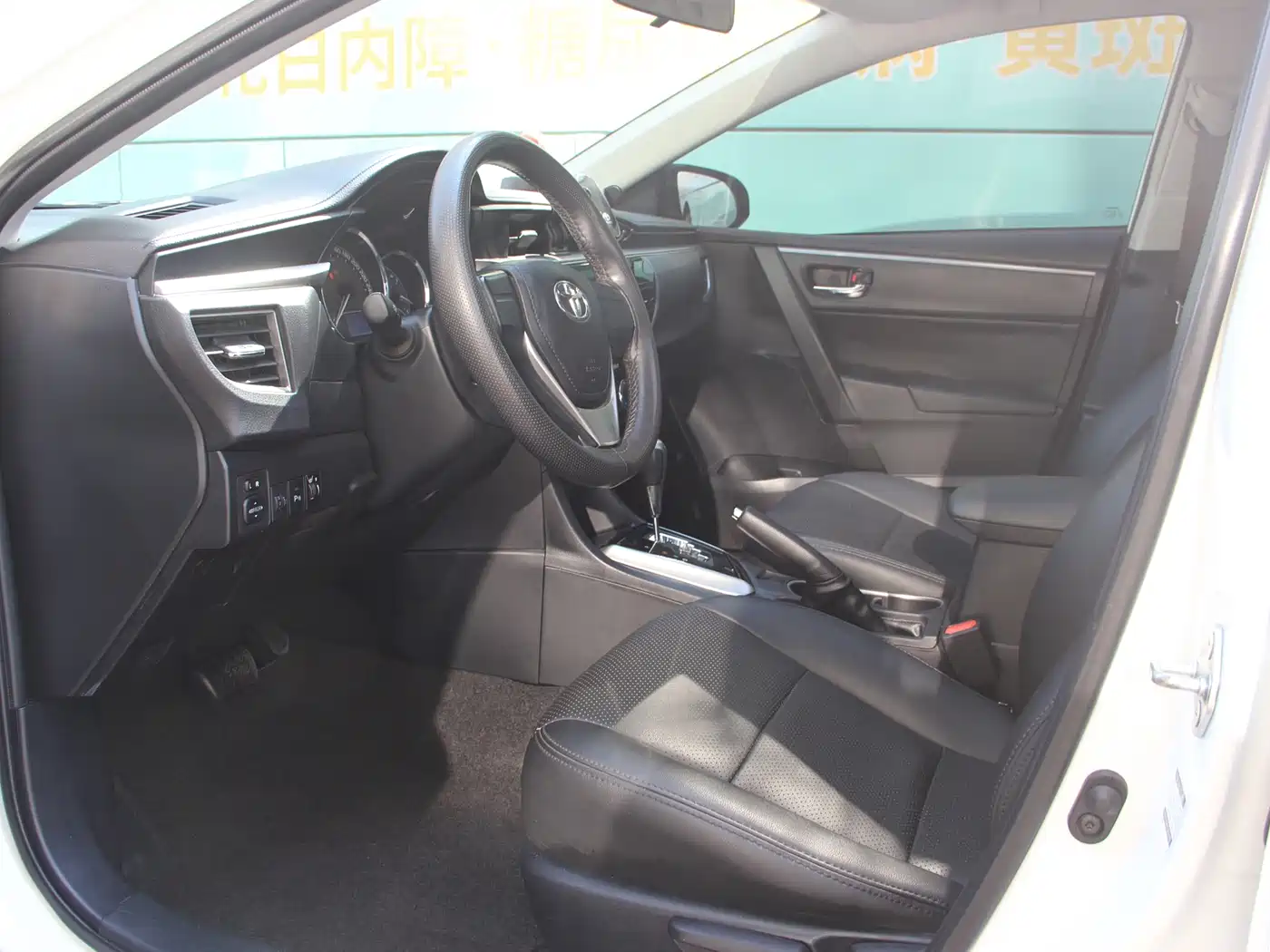 Toyota Levin 2016 1.6G CVT Elite Edition фото 4