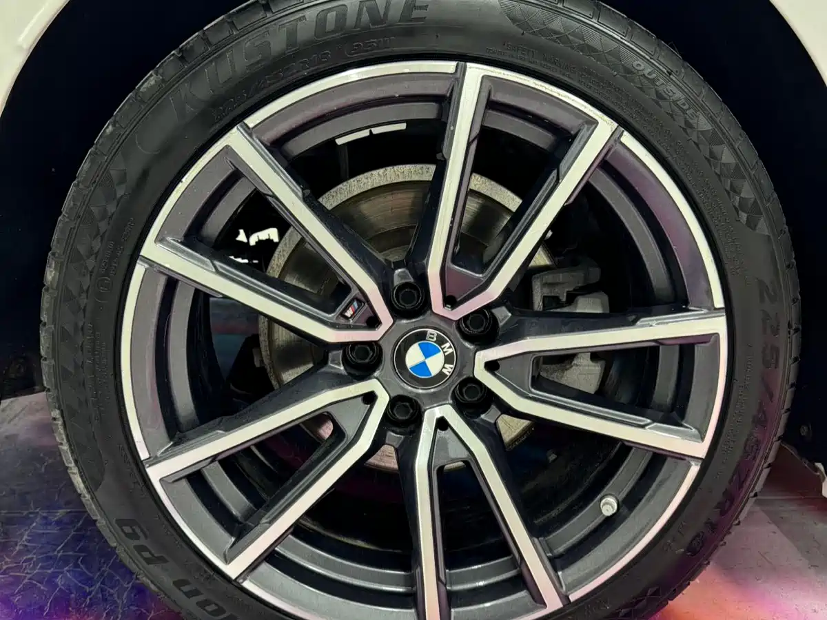 BMW 3 Series 2023 320Li M Sport Package фото 22