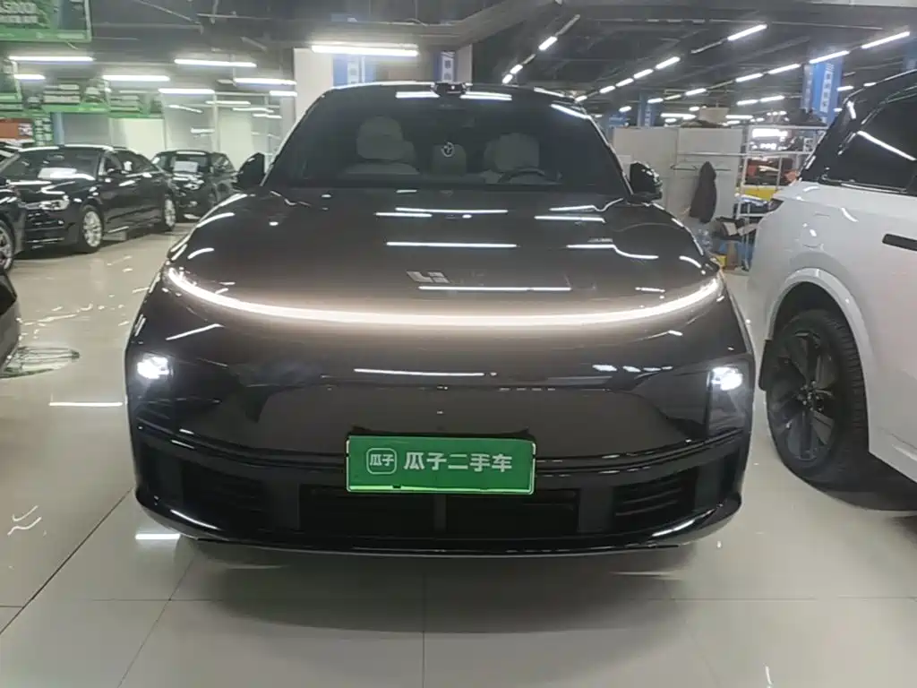 Photo 3 - Li Auto L7
