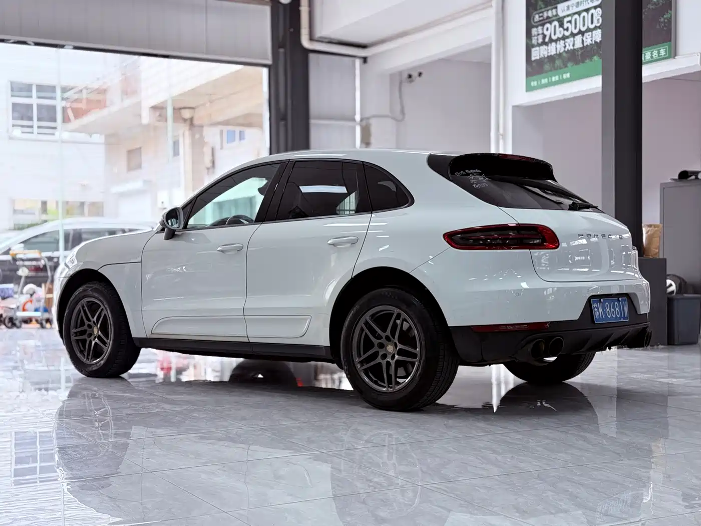 Porsche Macan 2014 Macan 2.0T фото 6