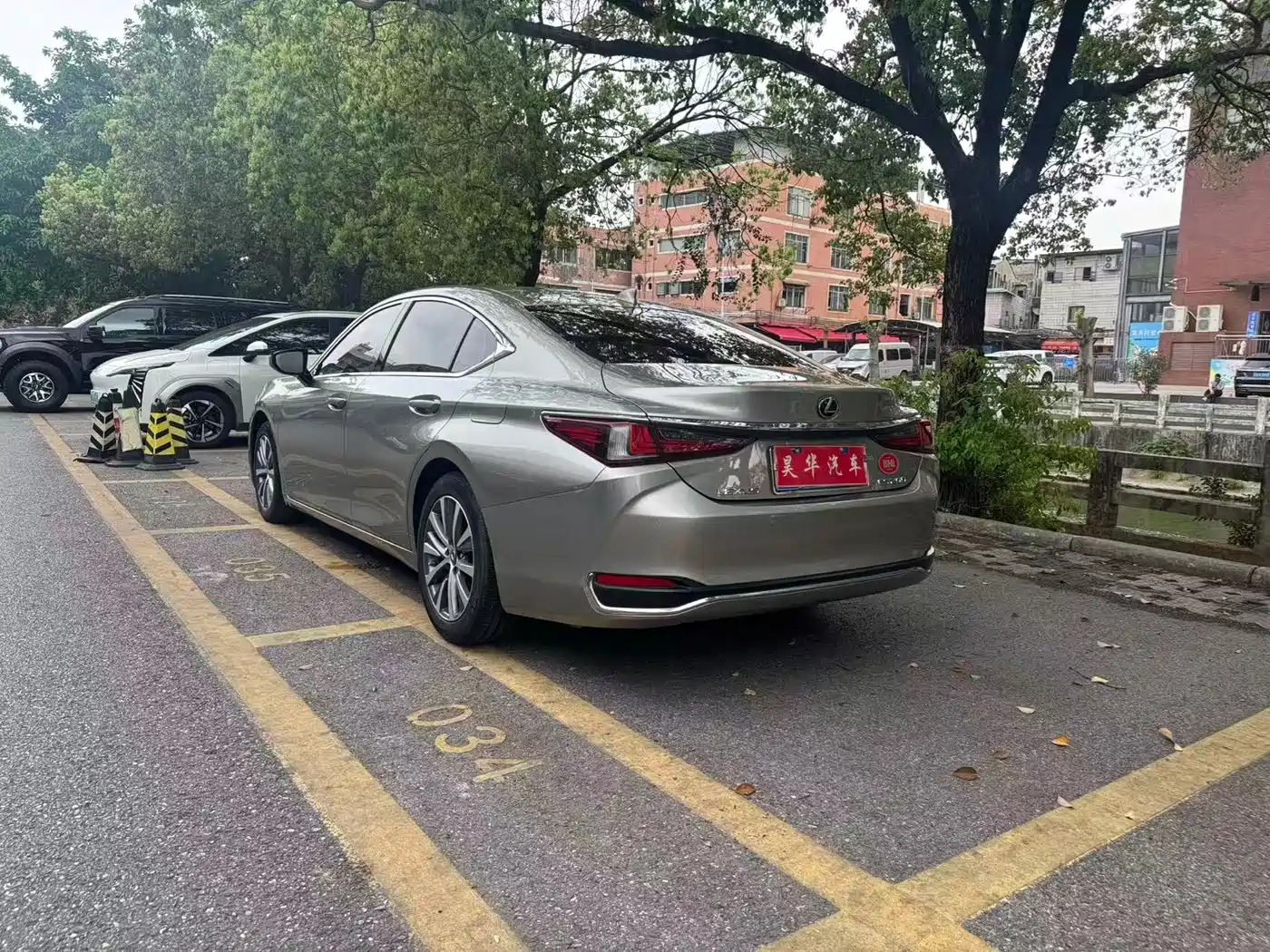Lexus ES 2020 200 Excellence фото 5