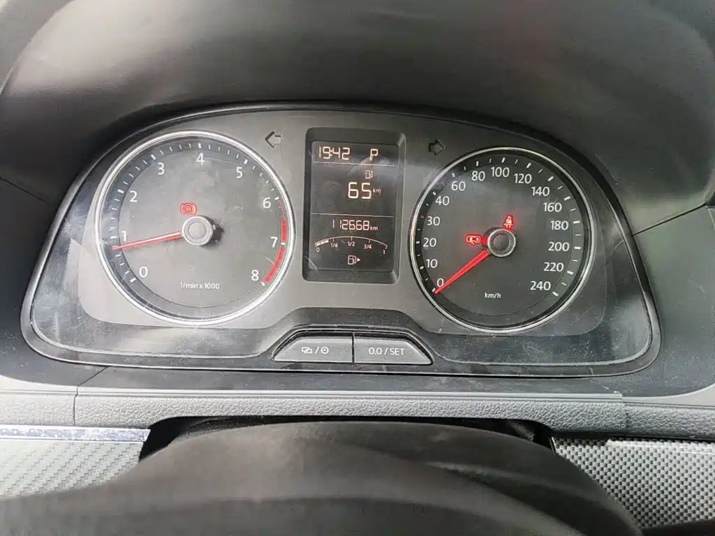 Фото 4 - Volkswagen Lavida