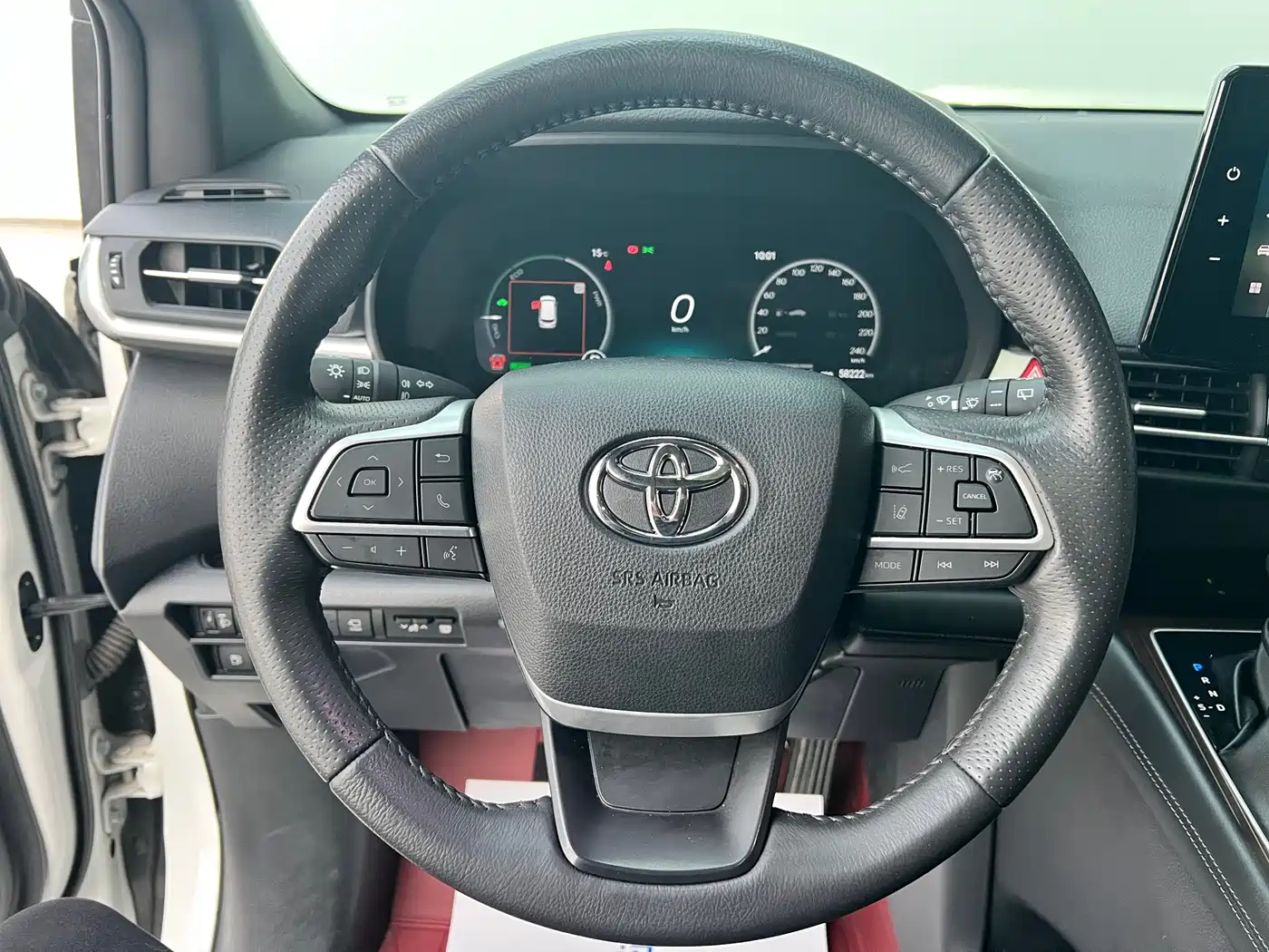 Toyota Granvia 2024 2.5L Hybrid Premium PLUS фото 22