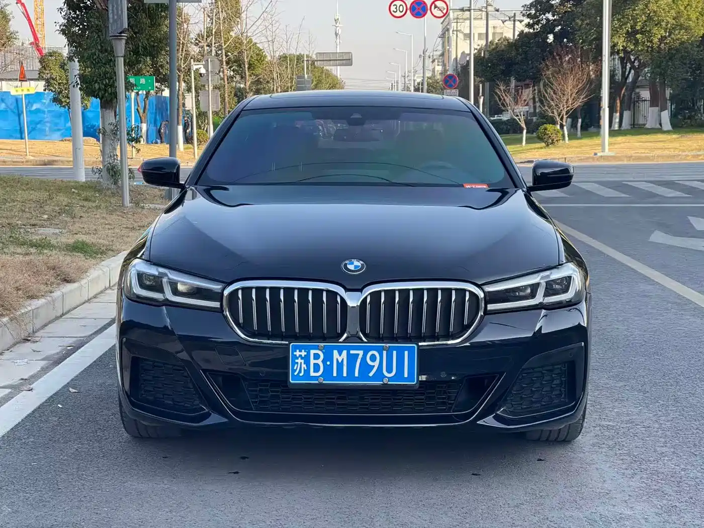 BMW 5 Series 2022 525Li M Sport Package фото 2
