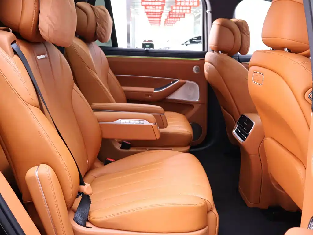 Aito AITO M8 2026 2025 Model Extended Range Max+ Edition 53.4kWh 6-Seater