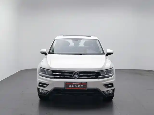Volkswagen Tiguan L 2017 330TSI Automatic 2WD Luxury Edition — фото 3