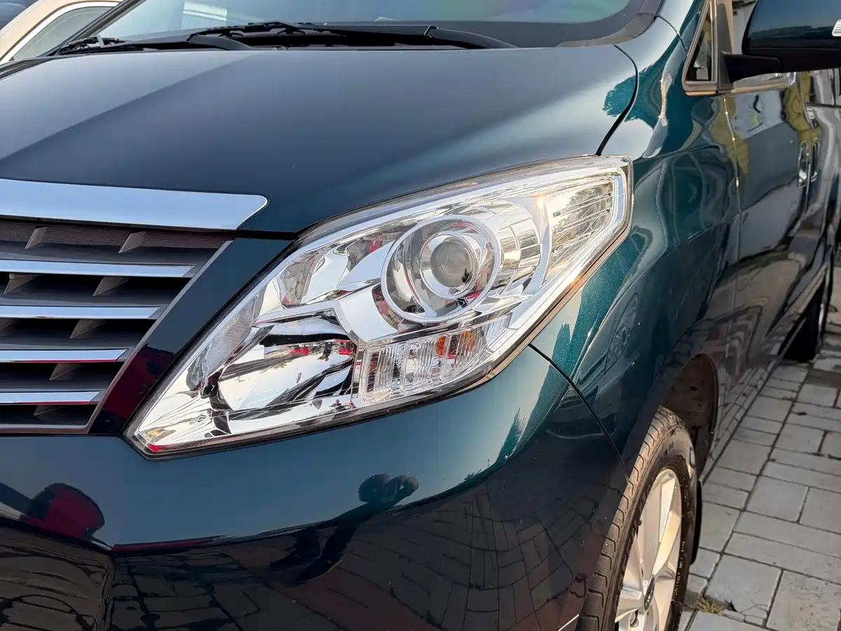 Photo 10 - Dongfeng Fengxing Lingzhi PLUS