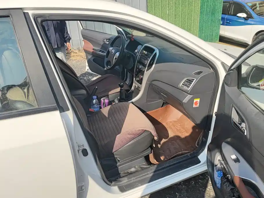 BYD F3 2015 2015 Energy-saving Edition 1.5L Manual Luxury
