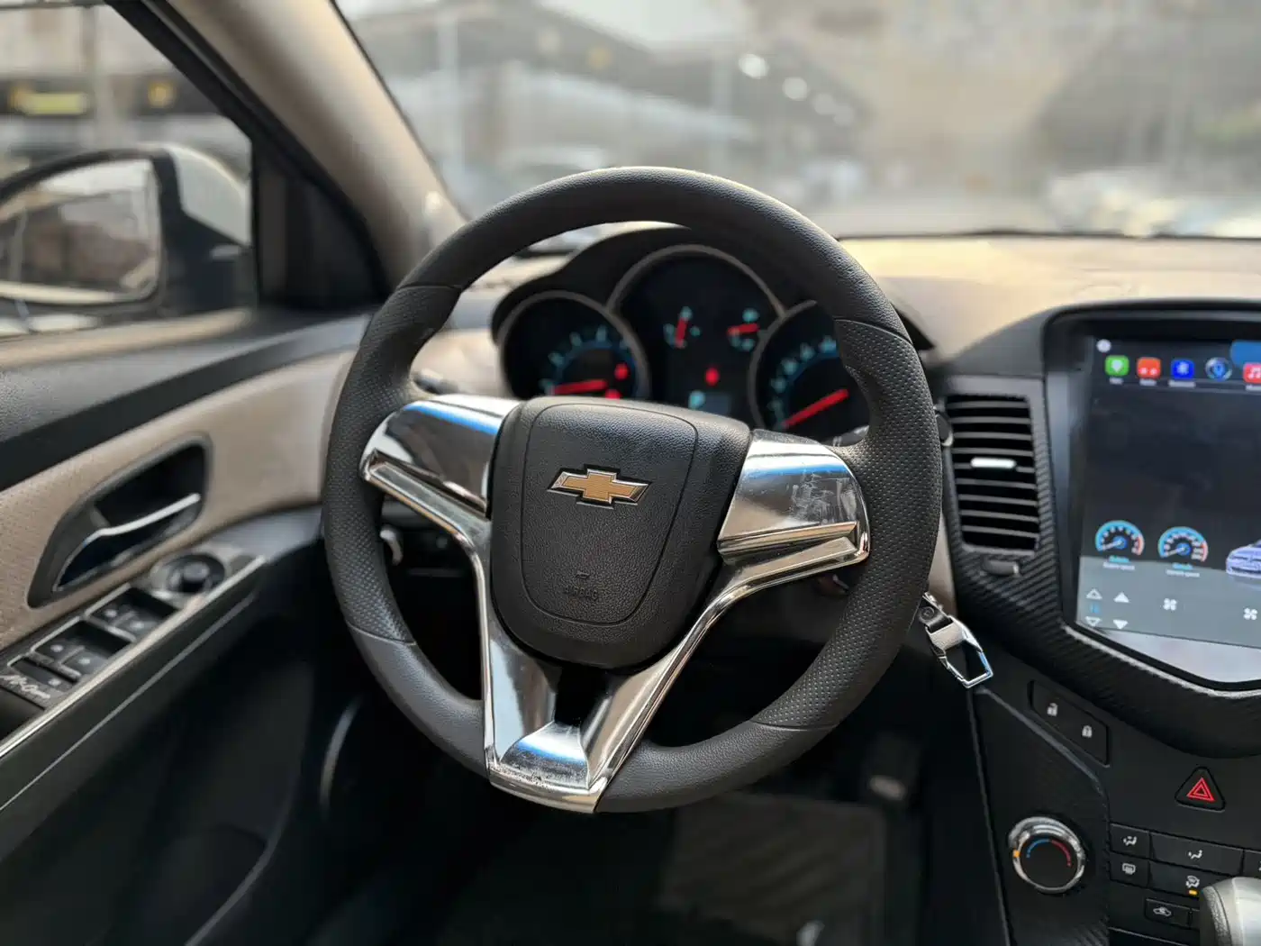 Chevrolet Cruze 2013 Model 1.8L SE AT фото 6