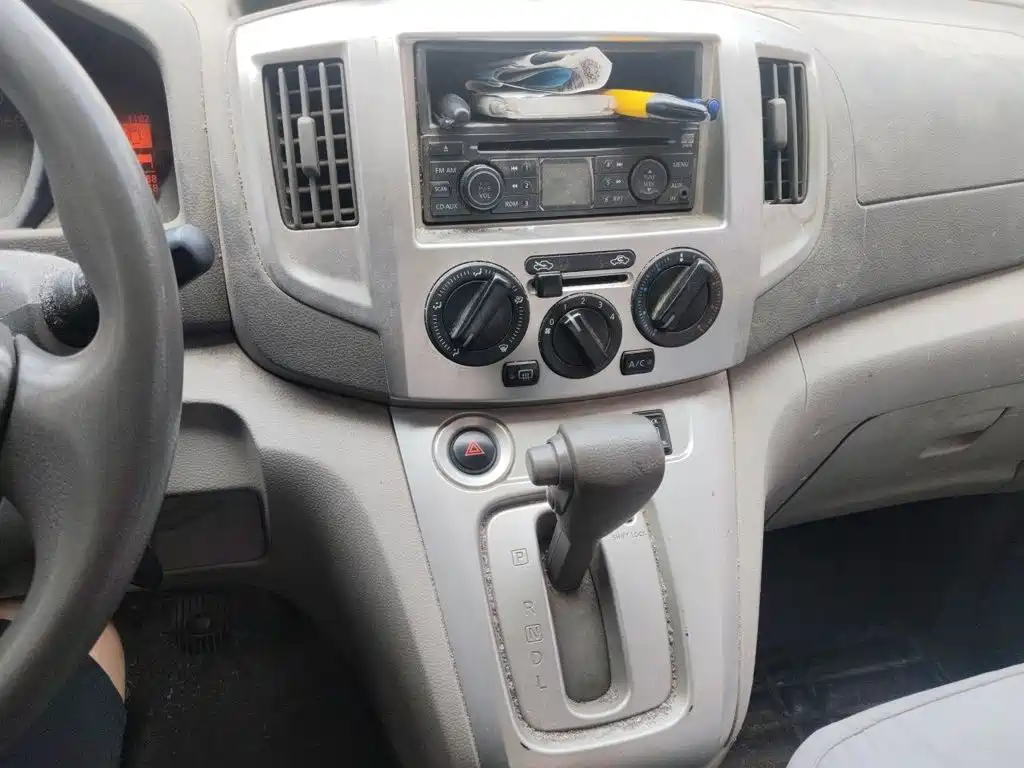 Nissan NV200 2014 2014 1.6L CVT Luxury (China IV)