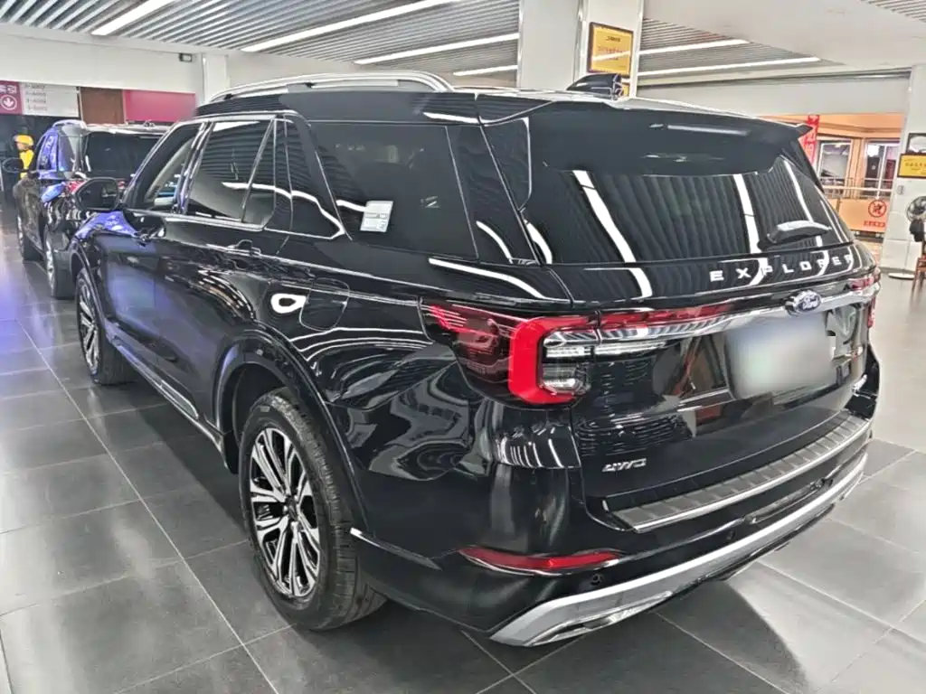 Ford Explorer 2025 2024 2.3T EcoBoost AWD Titanium Edition 7-Seater
